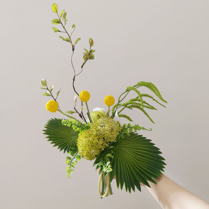 Künstlerischer floraler Handstrauß