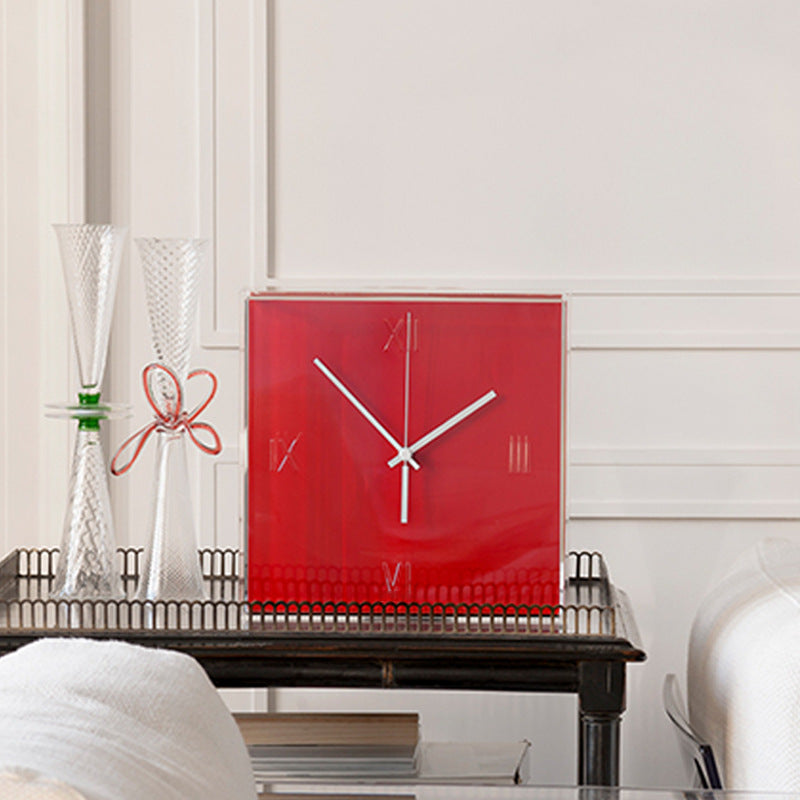 Moderne quadratische Wanduhr