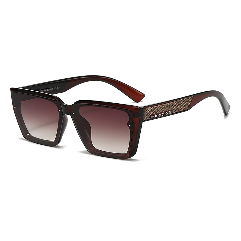 Damen stilvolle Sonnenbrille mit funkelnden Akzenten Karnz