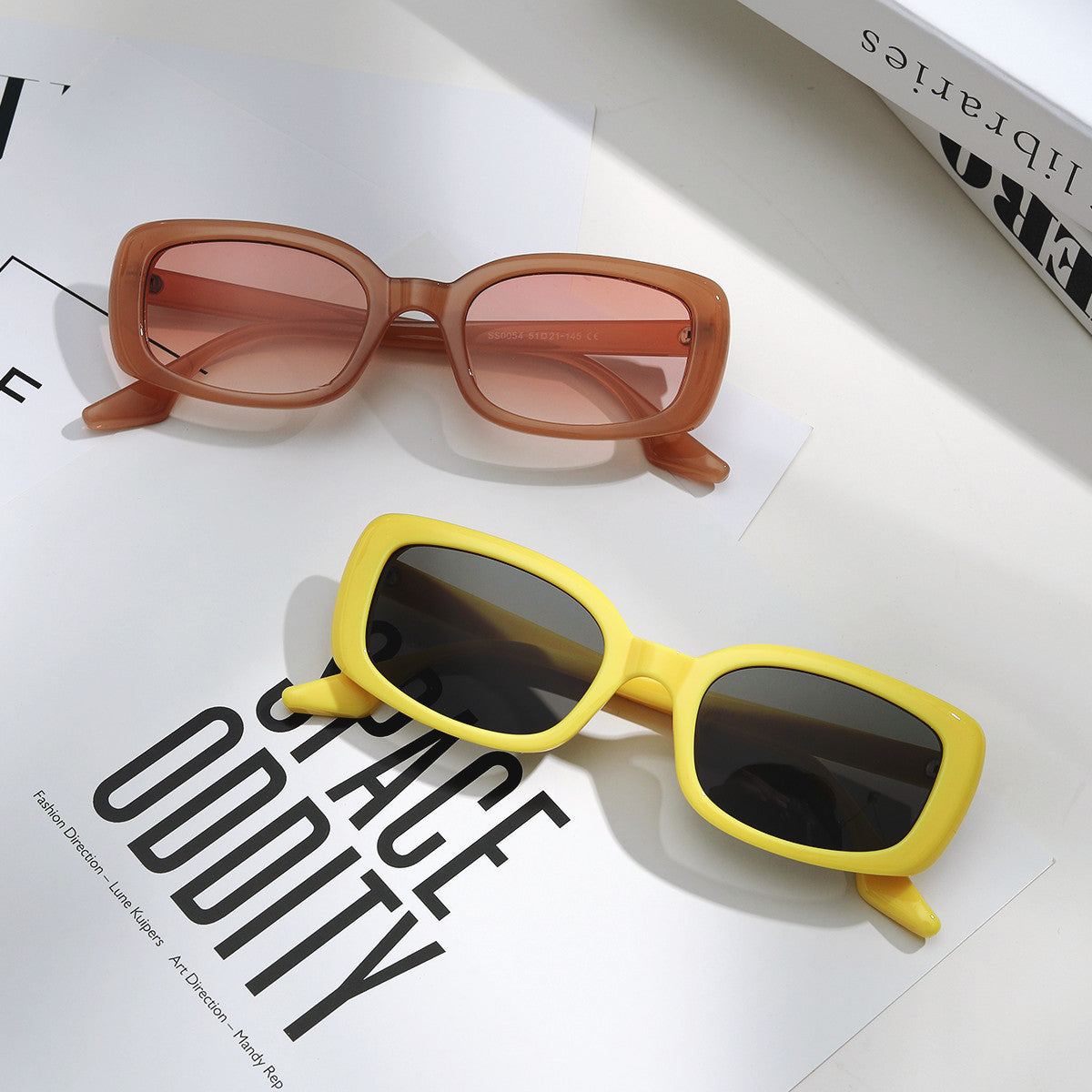Damen modische Sonnenbrille mit ergonomischem Rahmen Karnz
