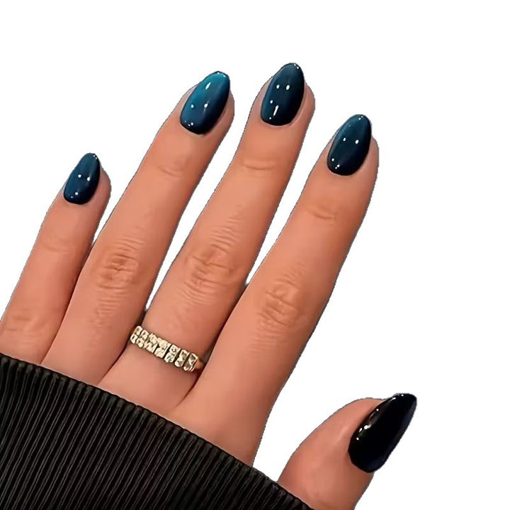 Chic glänzende mandelförmige Nagelverlängerungen Karnz
