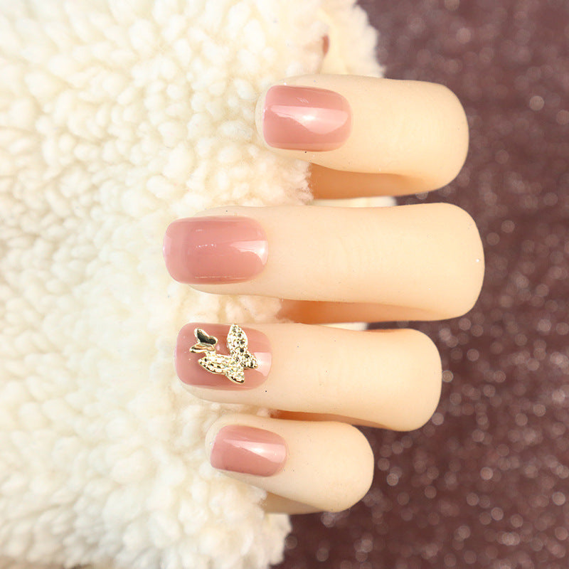 Elegantes Press-On-Nagelset mit Schmetterlingsakzenten