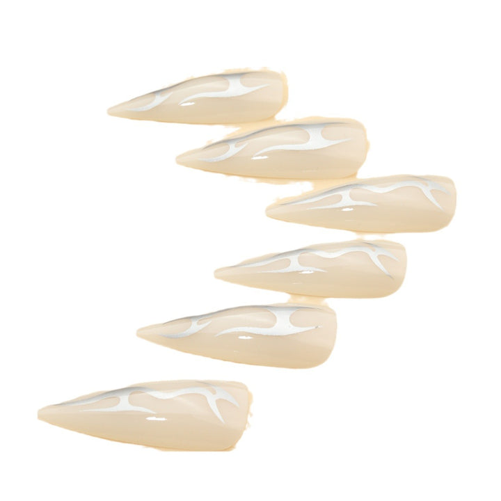 Künstlerisches Stiletto-Nageldesign Karnz