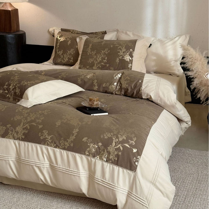 Elegantes Wendbares Bettbezug- und Kissenbezug-Set mit Jacquard-Blütenpanel und feiner Steppkante