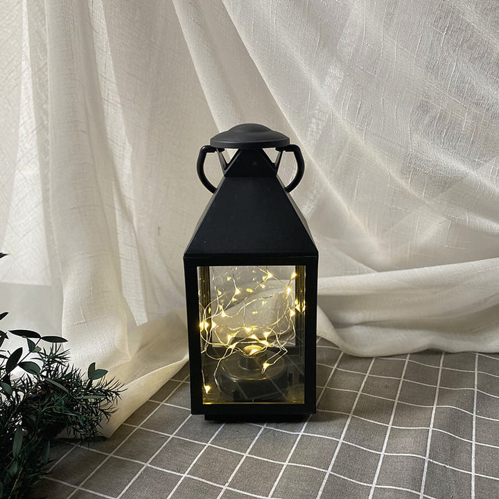 Dekorative Metall- und Glaslaterne mit warmen LED-Feenlichtern Karnz