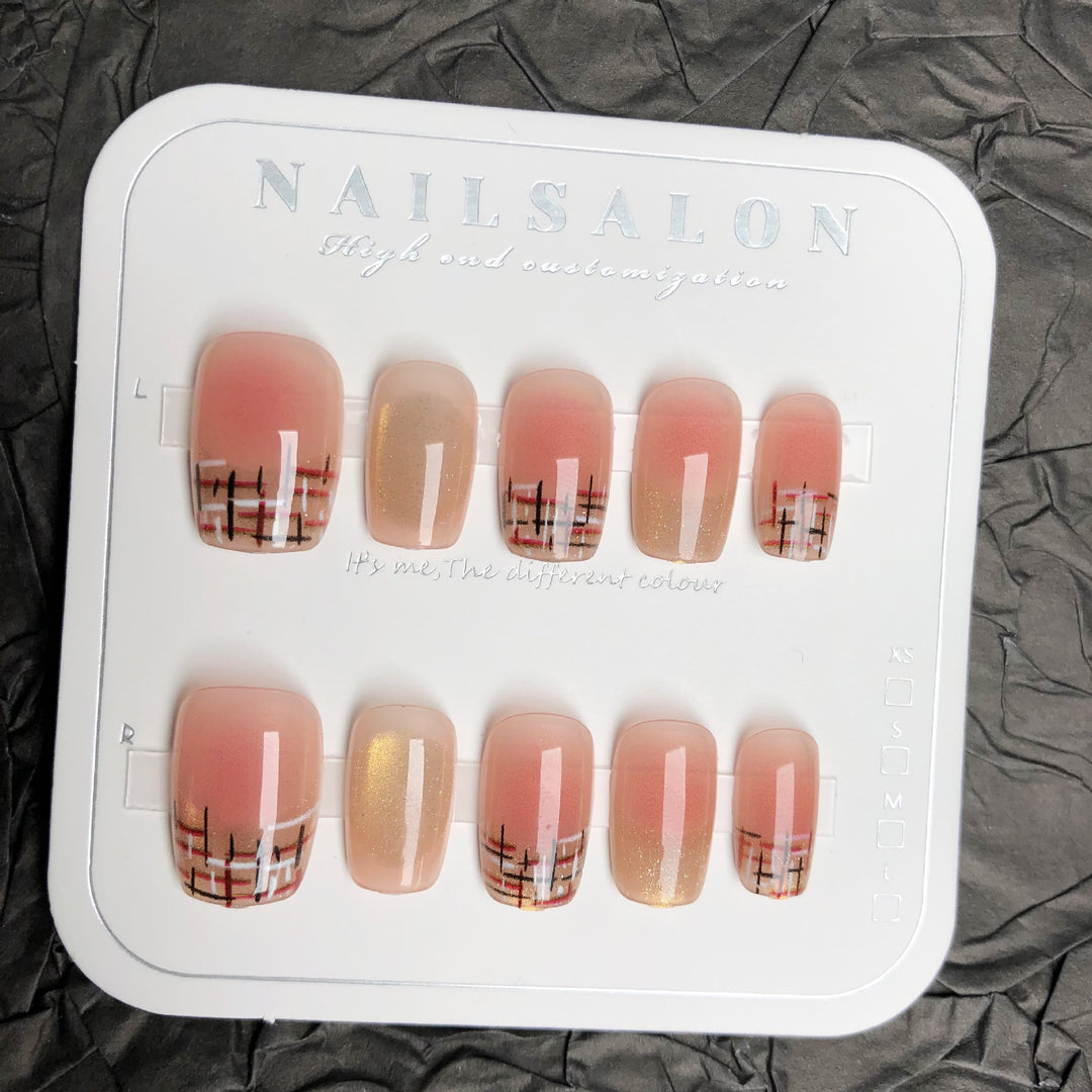 Elegantes Ombre Press-On Nagelset mit künstlerischem Design