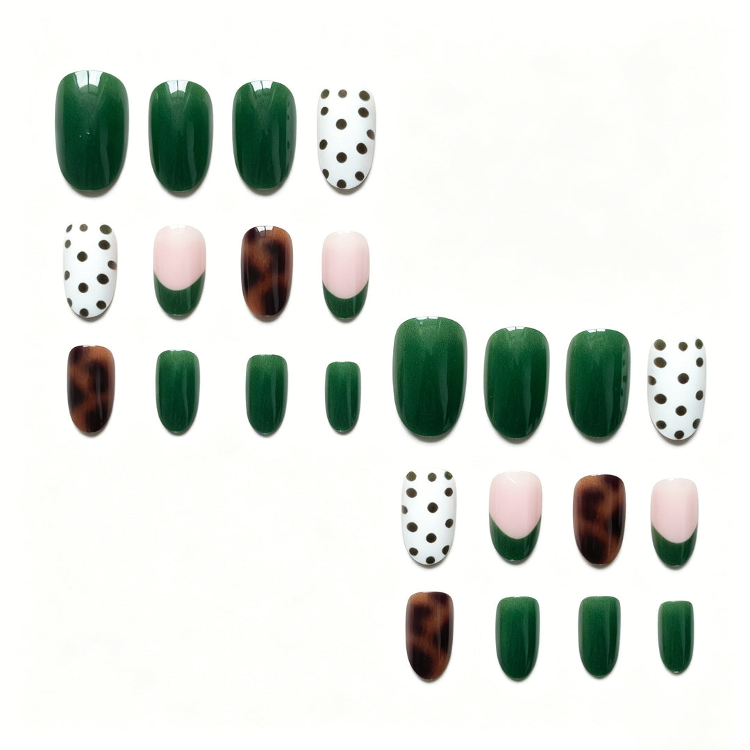 Künstlerisches Nail Art Set mit gemischten Designs