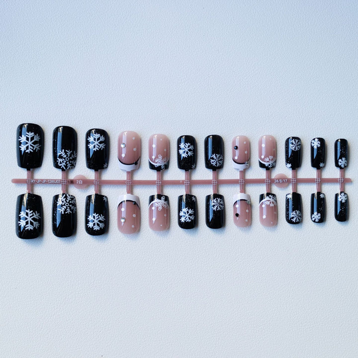Schneeflocken-inspiriertes Acryl-Nagelkunst-Set