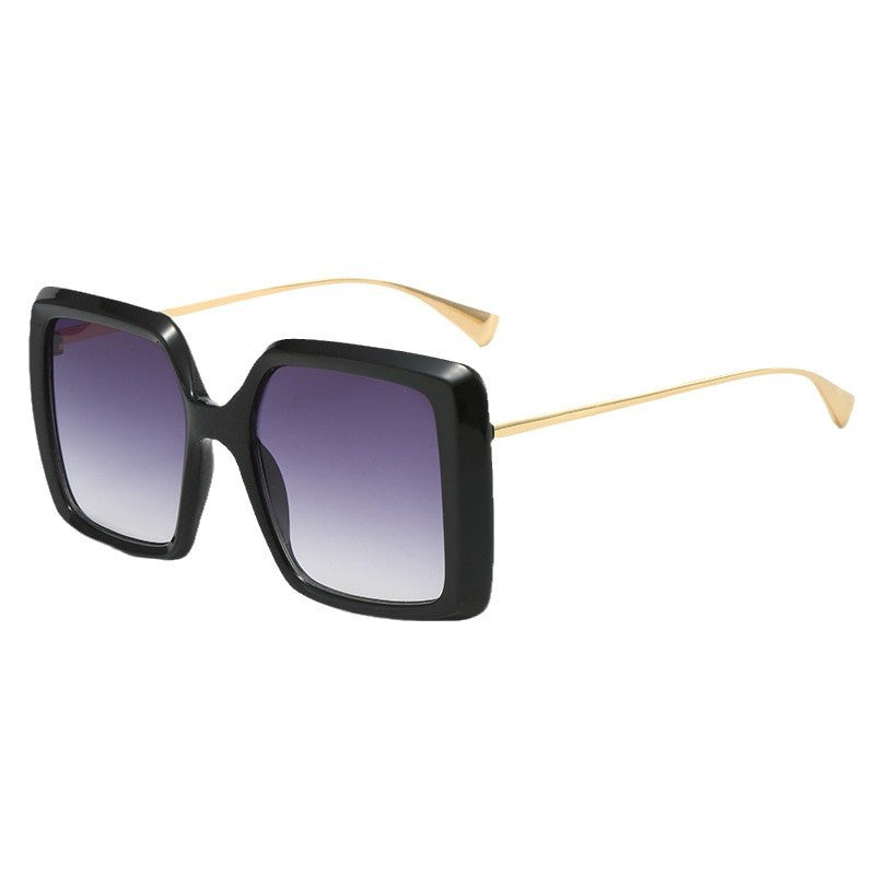 Damen oversized Sonnenbrille mit stilvollem geometrischem Design Karnz