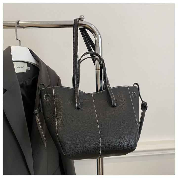 Texturierte Leder Alltags-Tote-Bag Karnz