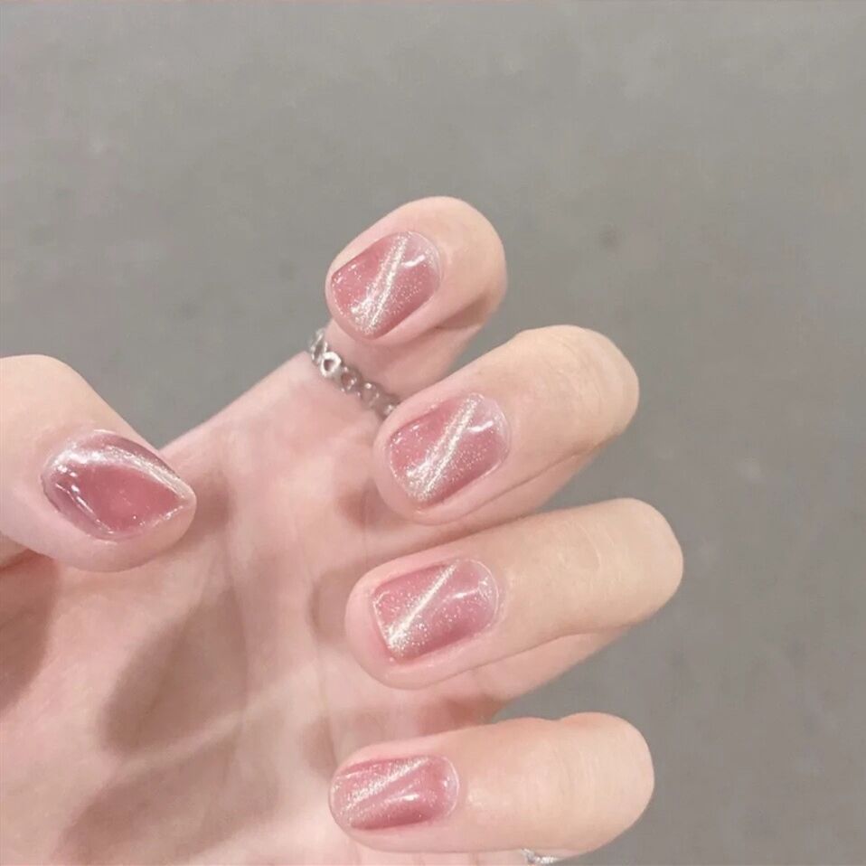 Sparkling Gel Press-On Nail Set Karnz
