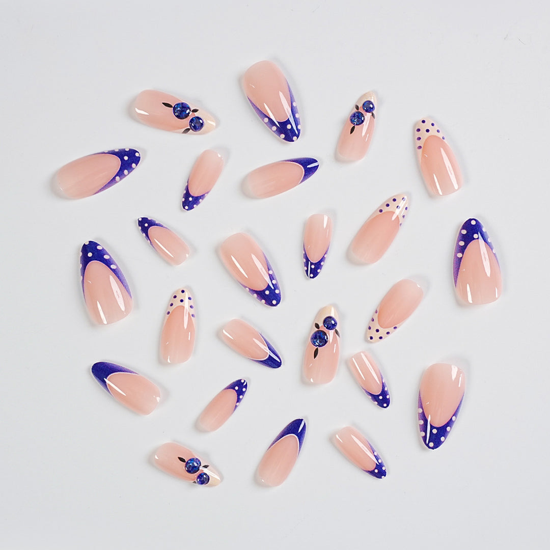 Kreatives Press-On-Nagelkunst-Set