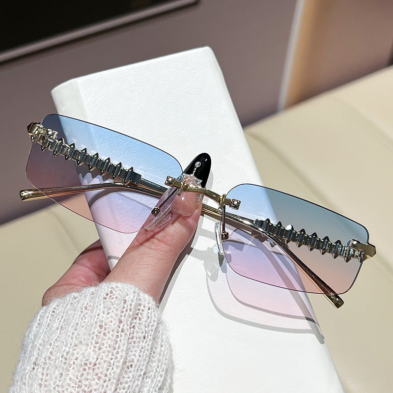 Damen elegante und modische Brille Karnz