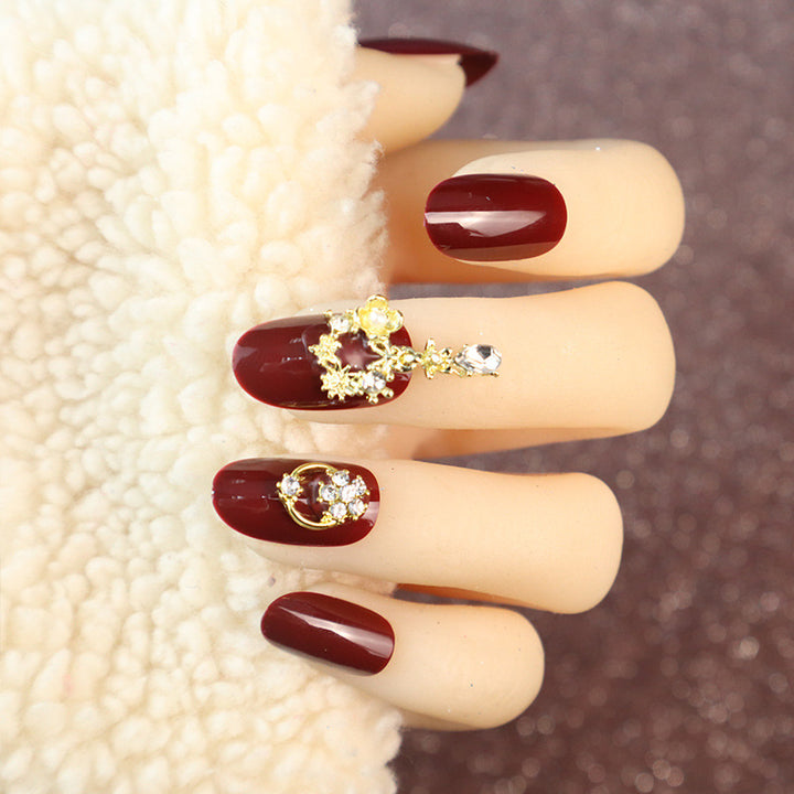 Dekoratives Press-On Nail Kit mit Strass-Akzenten