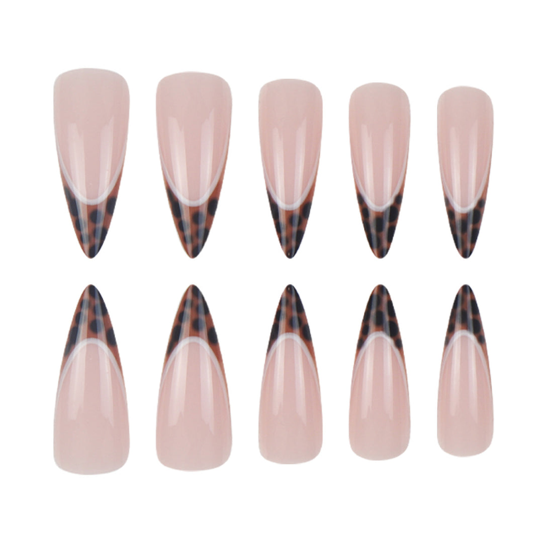 Künstlerische Stiletto Nagelkunst Karnz