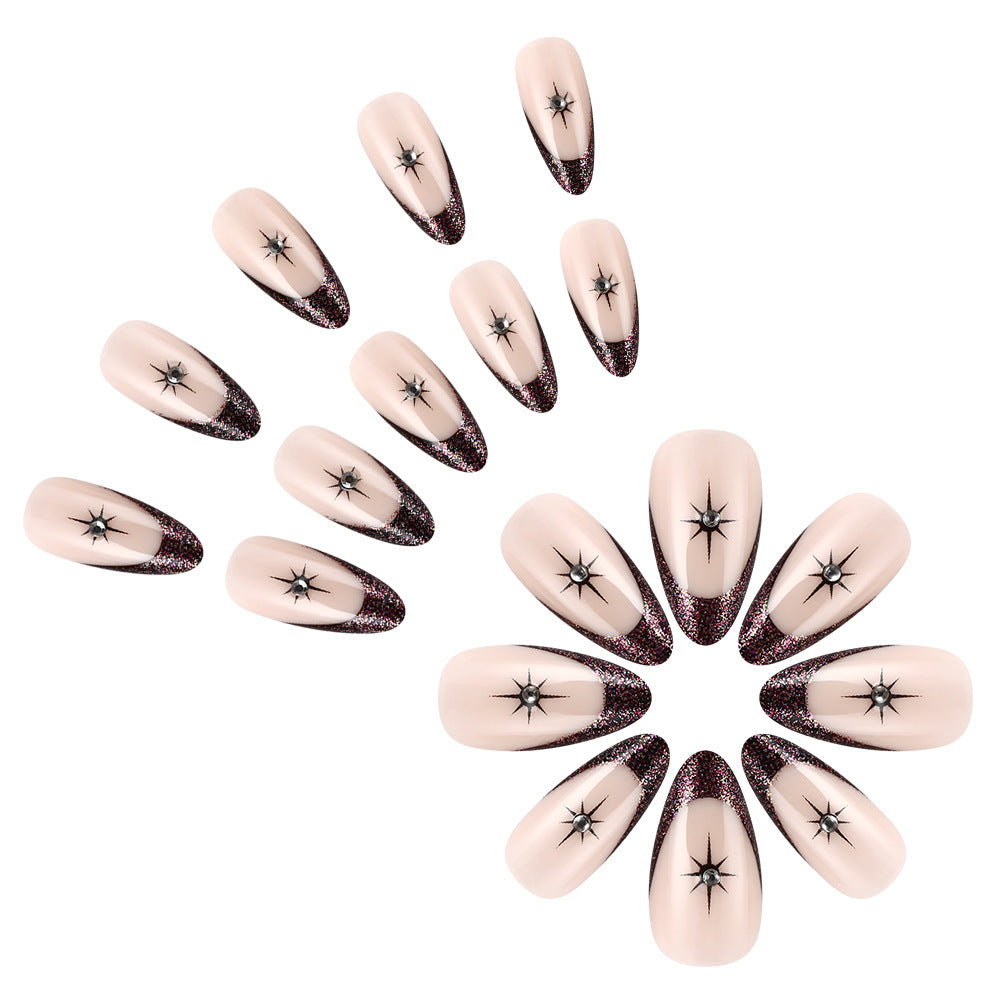 Glamourös Star-Beschmückte Französische Tip Nagelkunst Karnz