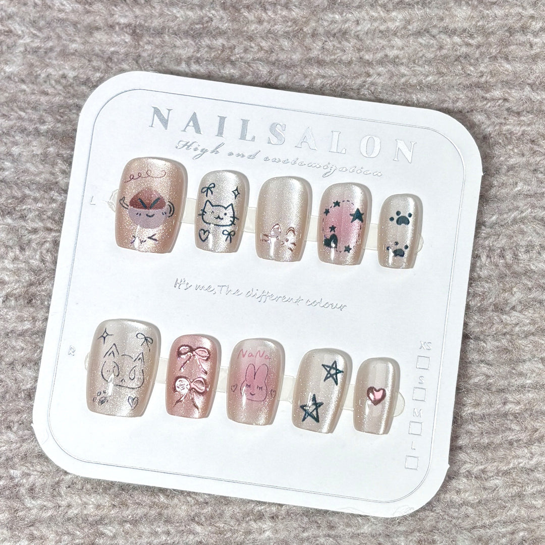 Dekoratives Charakter-Themen Press-On Nagelset