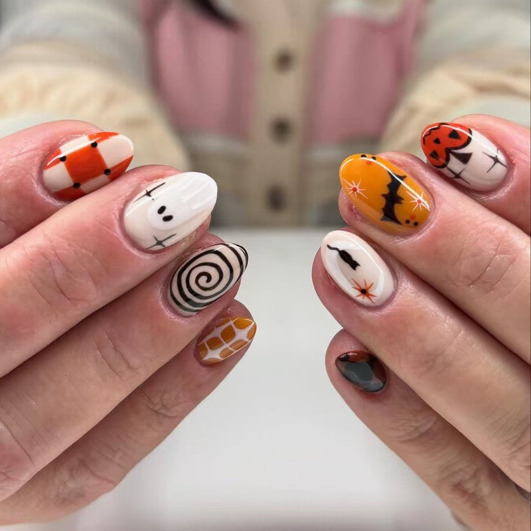 Dekorative Nagelkunst