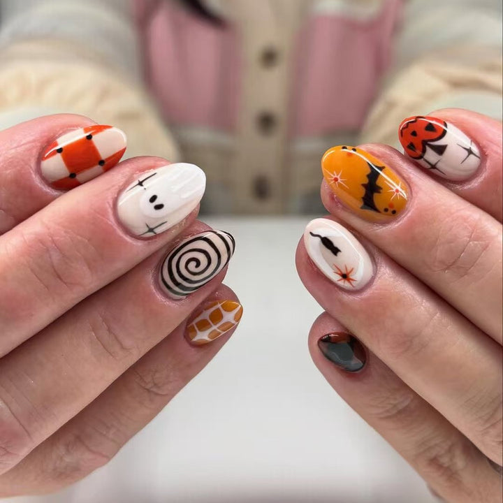 Dekorative Nagelkunst