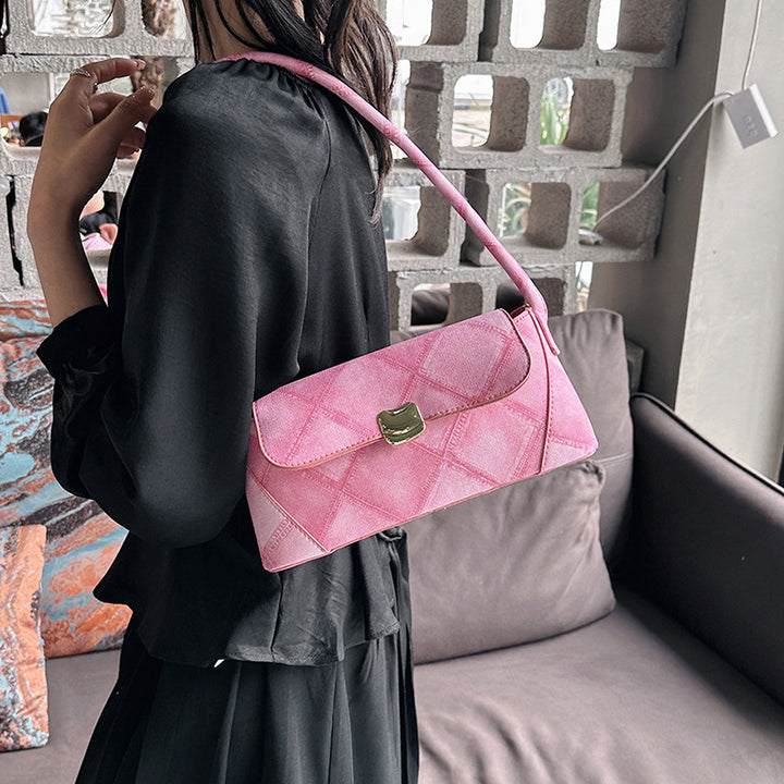 Strukturierte Handtasche
