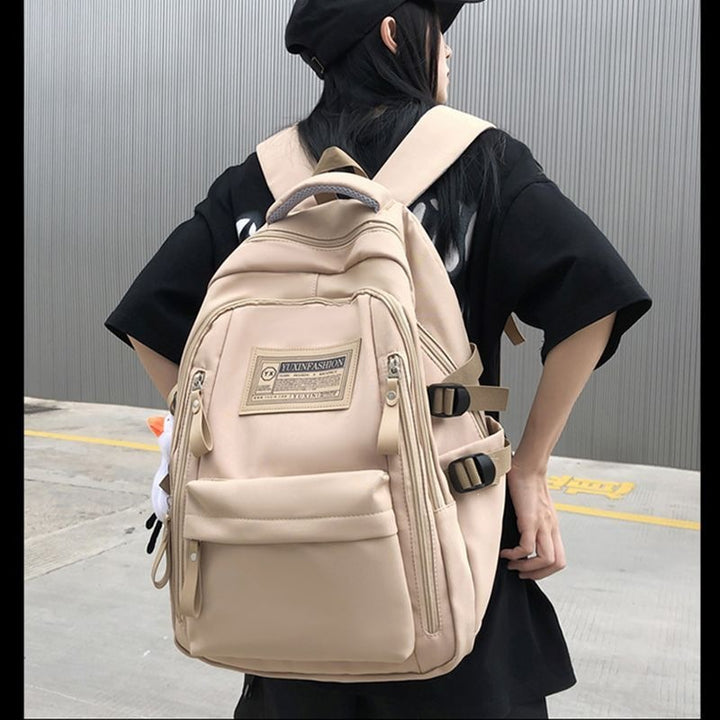 Vielseitiger Multi-Compartment-Rucksack Karnz