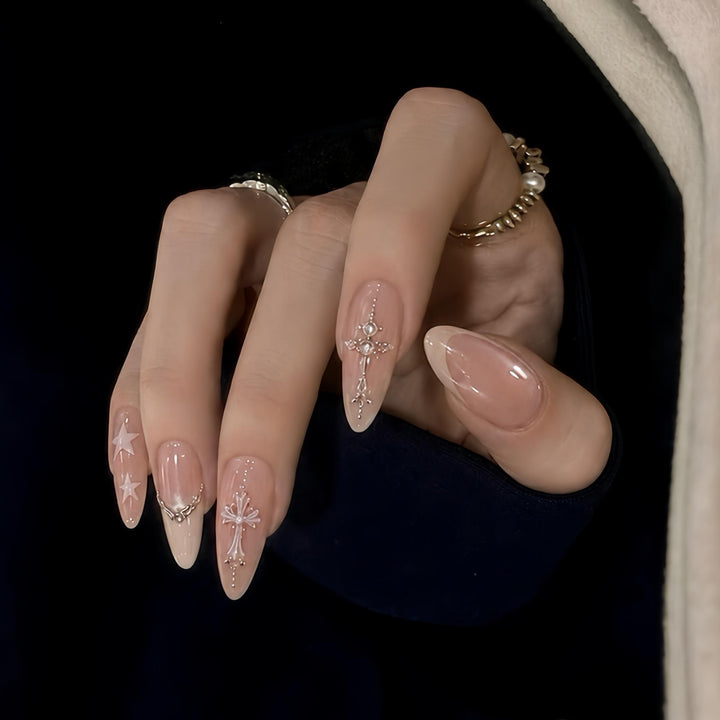 Künstliche Kunstnägel mit Glamourösen Strass- und Sternenapplikationen Karnz