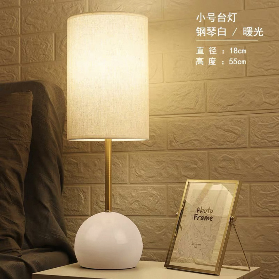 Zeitgenössische Moderne Tischlampe