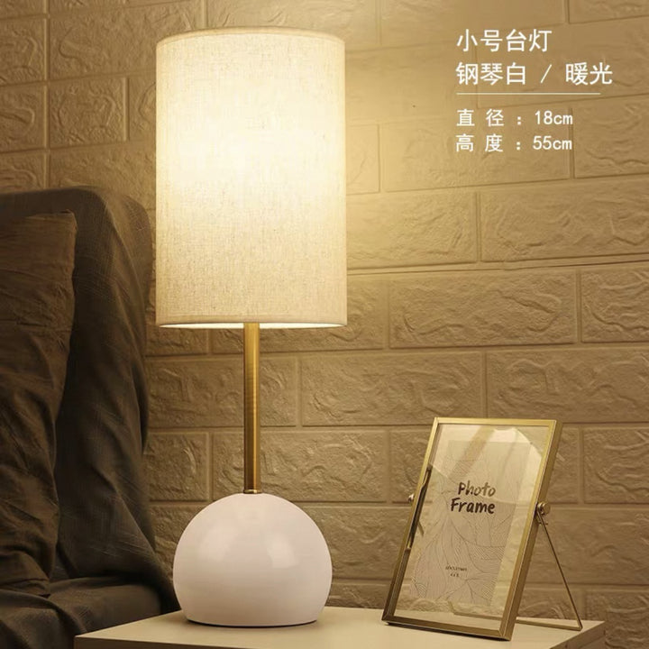 Zeitgenössische Moderne Tischlampe