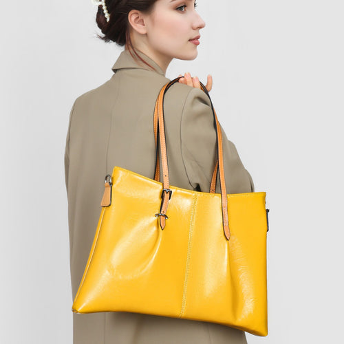 Große Glänzende Leder Schultertasche mit Schnallenriemen