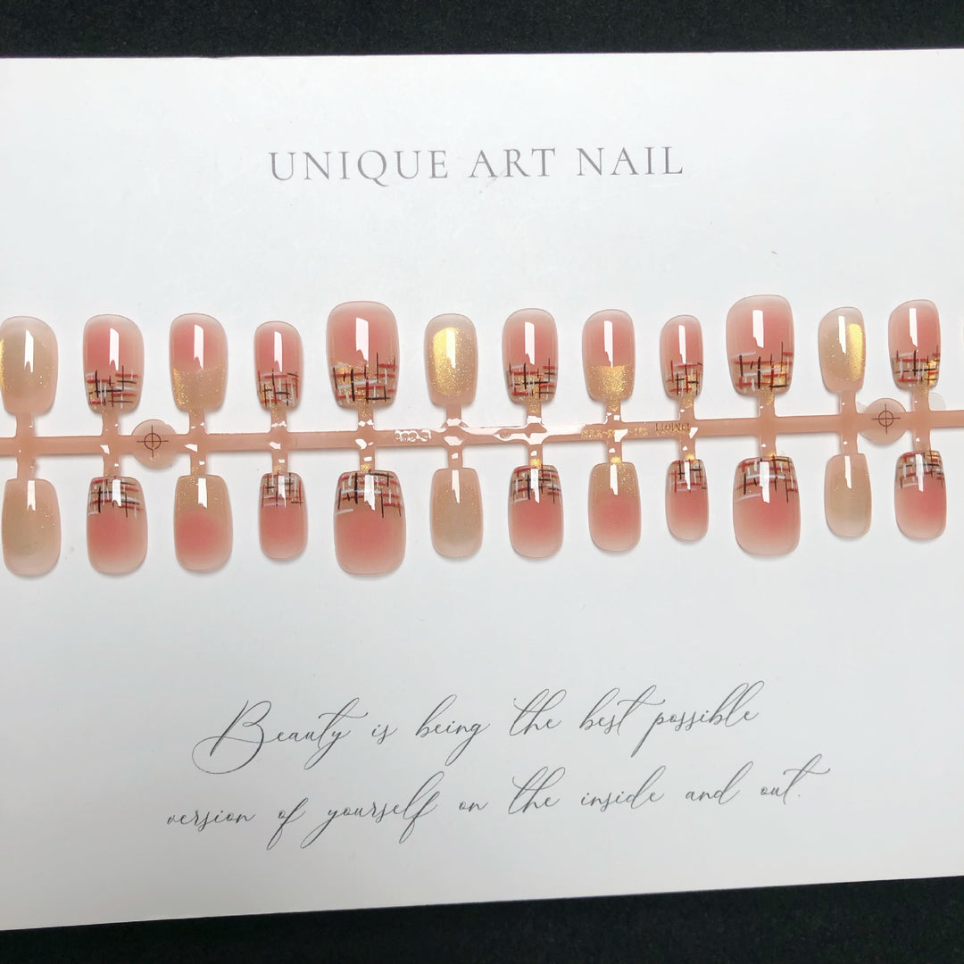 Elegantes Ombre Press-On Nagelset mit künstlerischem Design
