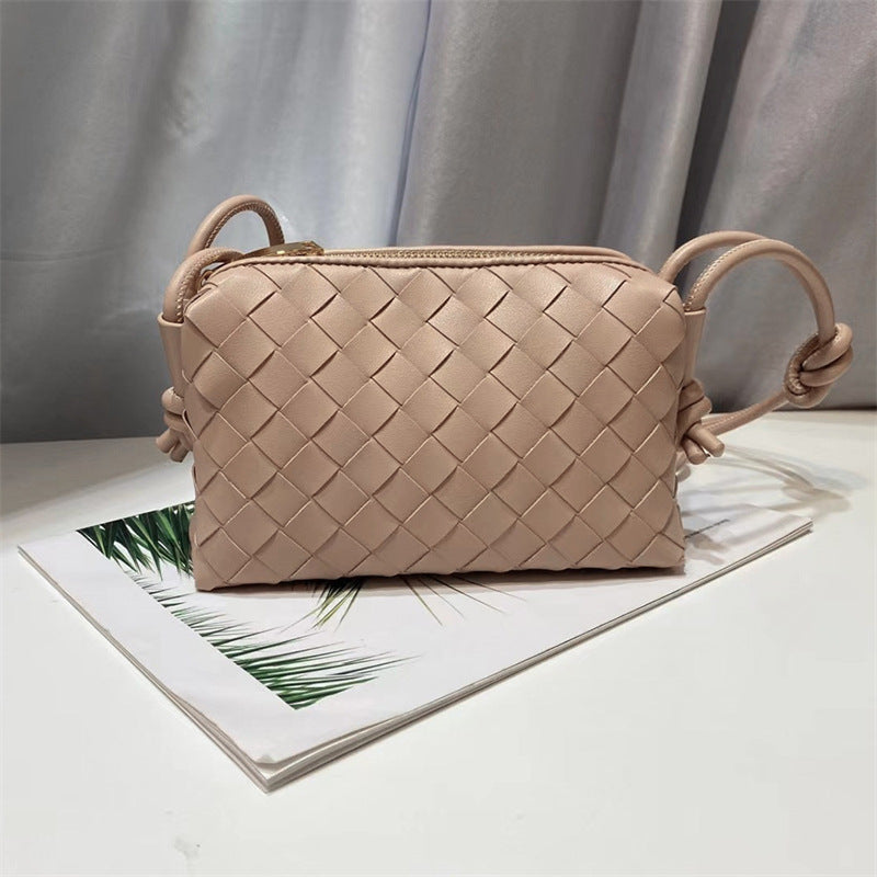 Elegante Geflochtene Umhängetasche Karnz