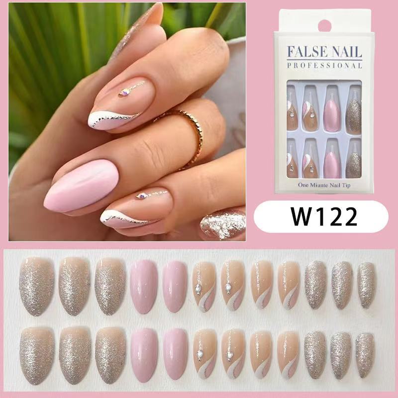 Elegante Künstliche Nageltips mit Glitzerakzenten Karnz