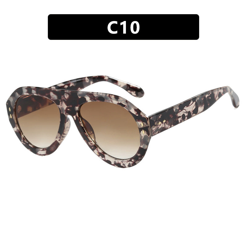 Damen modische Sonnenbrille mit extravagantem Design Karnz