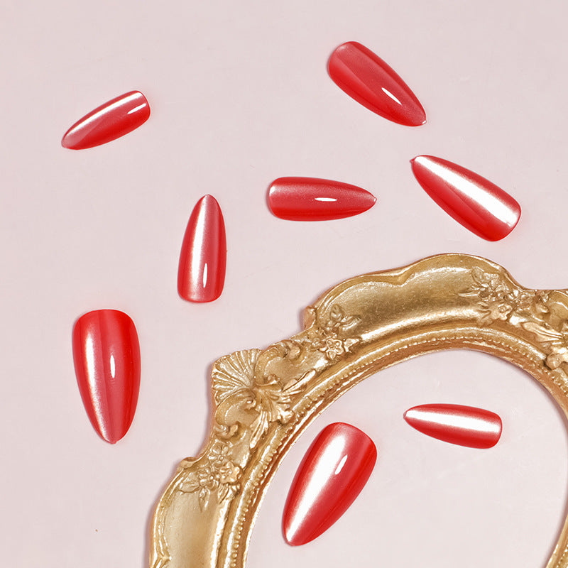 DIY Press-On Nail Set mit Glänzendem Finish Karnz