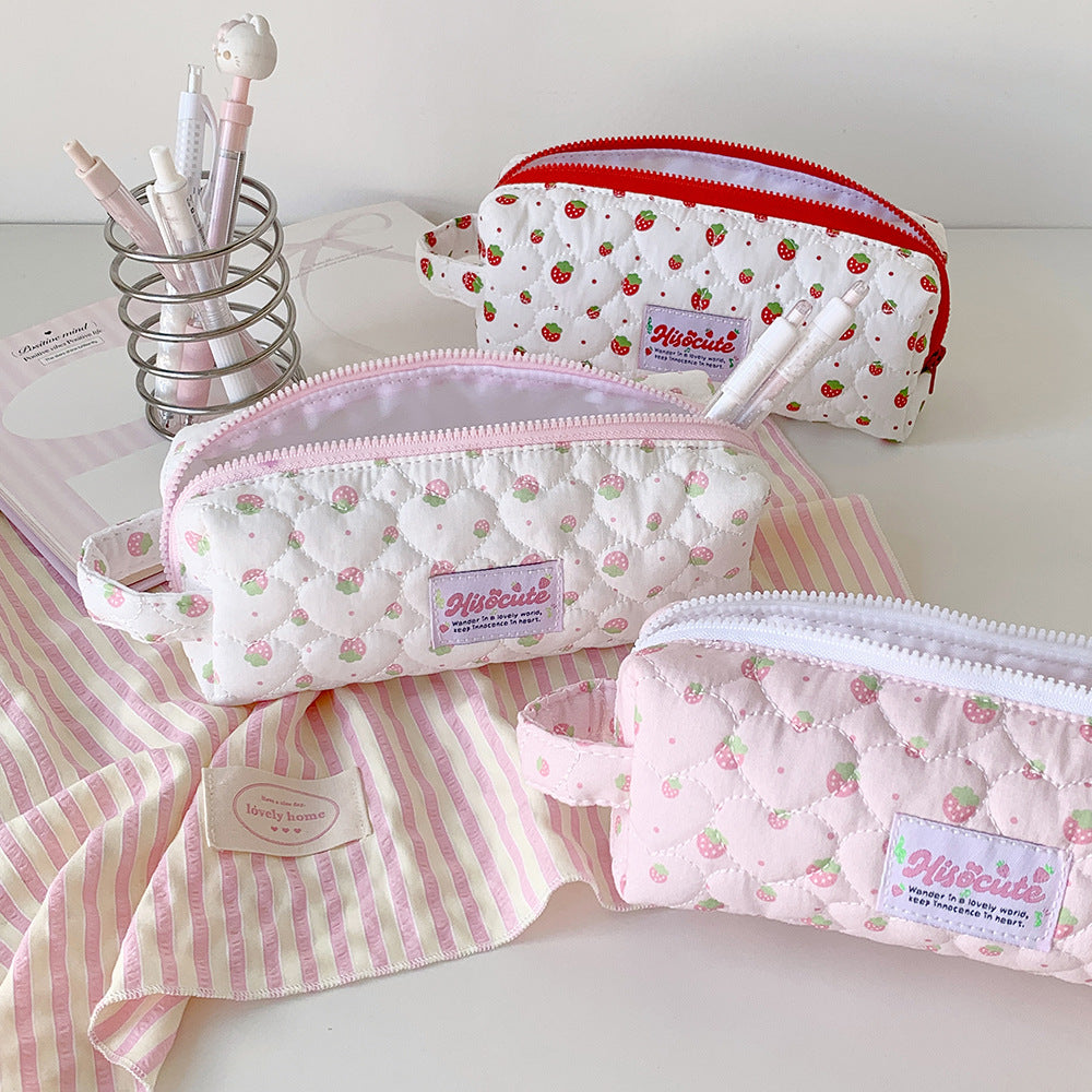Gepolsterte Beeren-Themen Stiftetasche