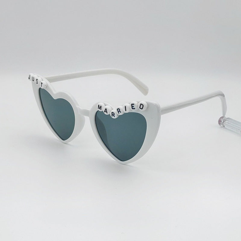 Herzförmige Braut-Sonnenbrille Karnz