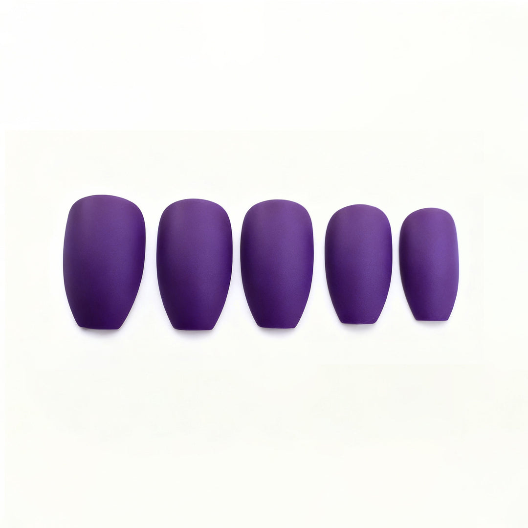 Elegante matte mandelförmige Nagelverlängerungen Karnz