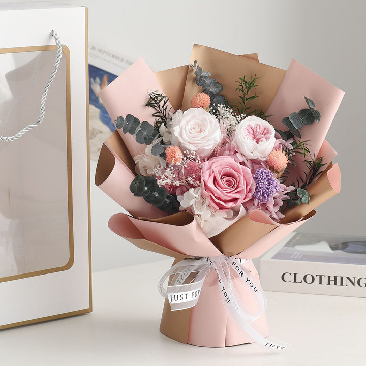 Eleganter Künstlicher Blumenstrauß