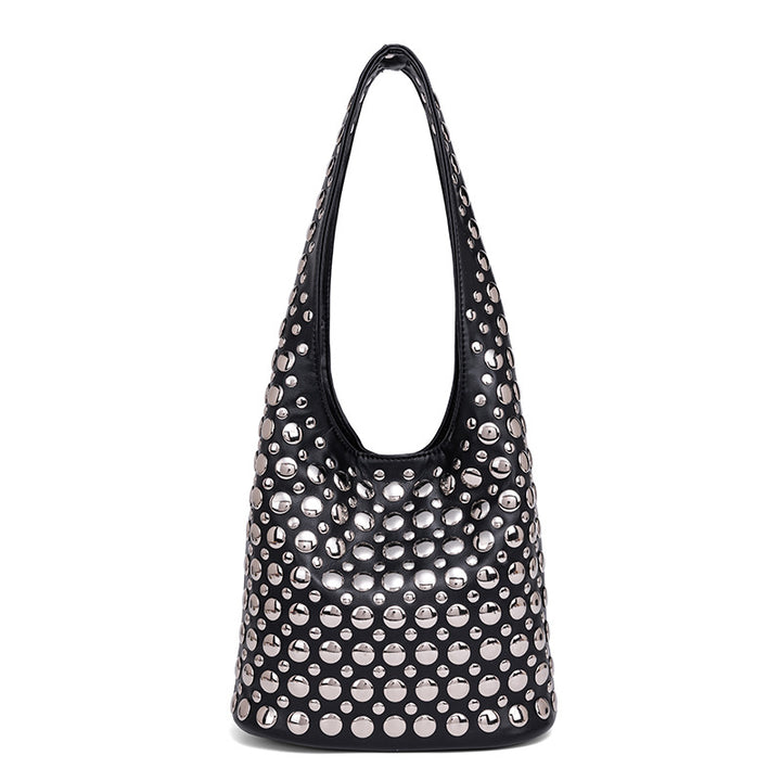 Nietenleder Schultertasche Karnz
