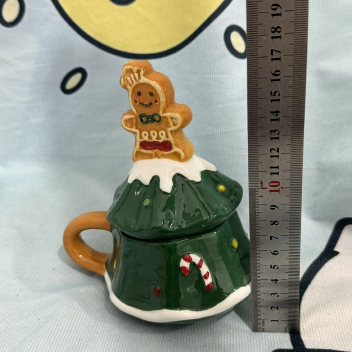 Verspielte Kaffeetasse mit Lebkuchenmann Karnz