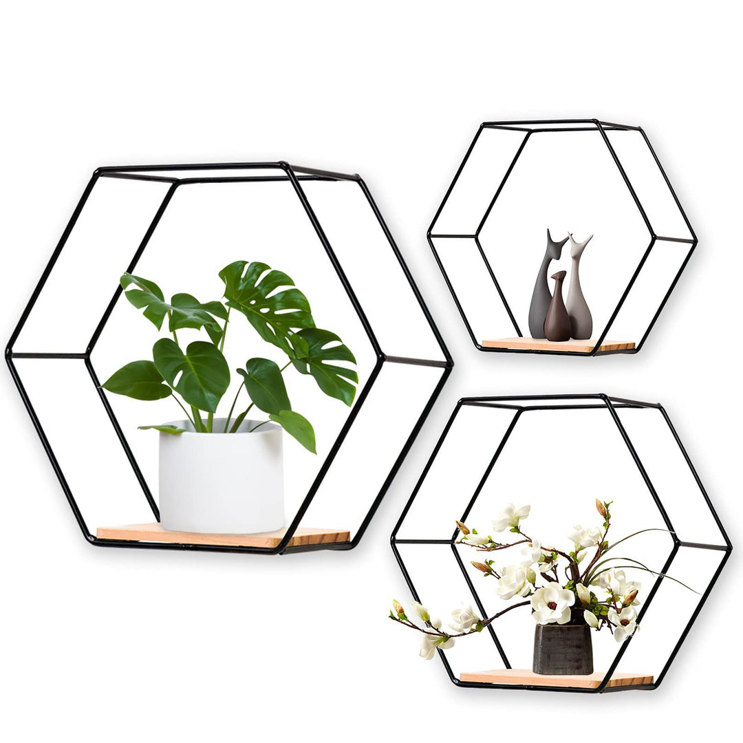 Geometrisches Wandregal
