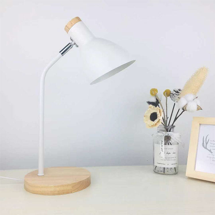 Verstellbare Tischlampe