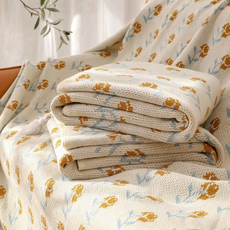 Dekorativer Floral Strickwurf