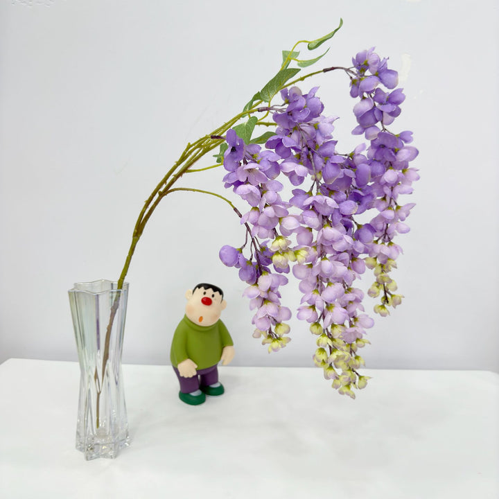 Elegante hängende Blumenarrangement