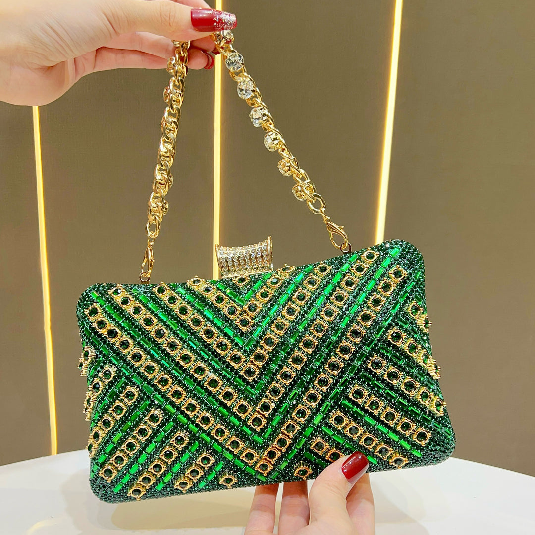 Kristallbesetzte Abendclutch