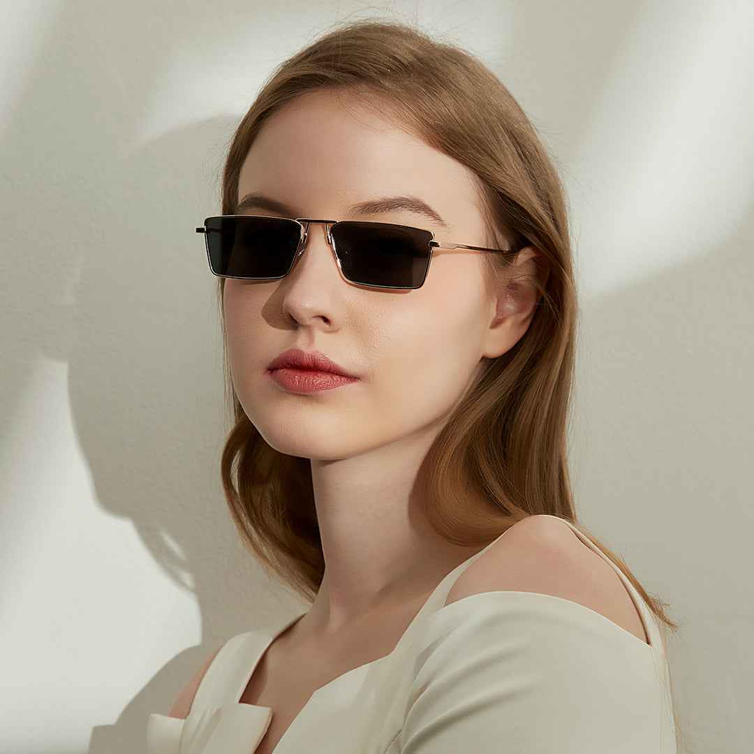 Damen elegante quadratische Sonnenbrille mit schmalem Metallrahmen und UV-Schutz Karnz