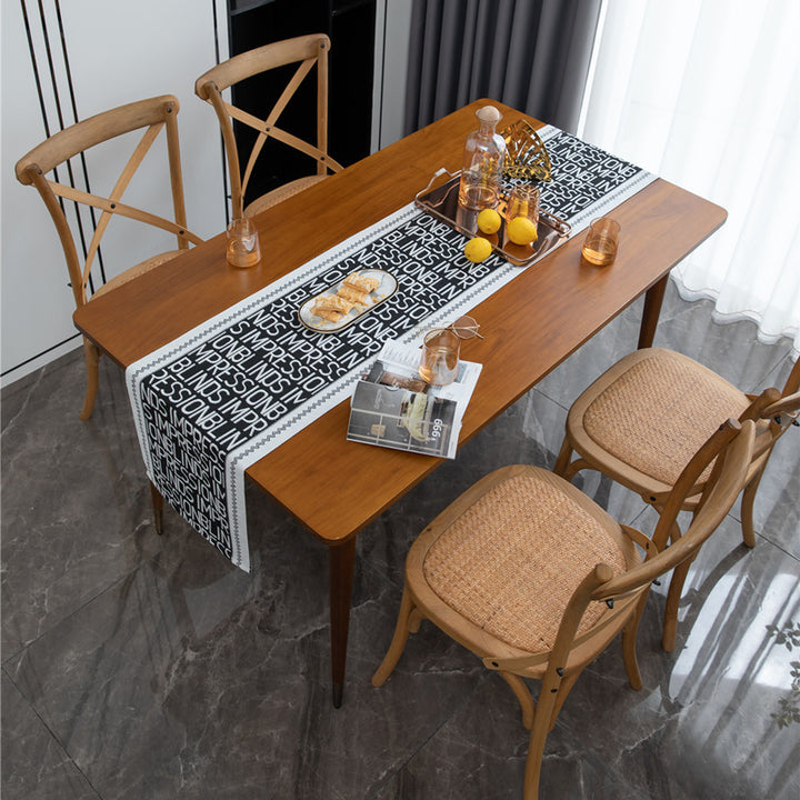 Moderner bedruckter Tischläufer