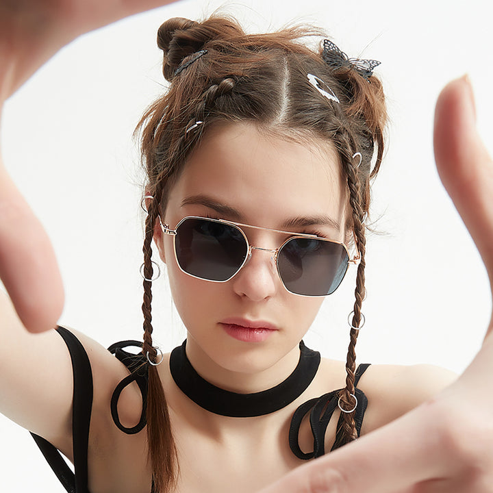 Damen filigrane Sonnenbrille mit elegantem polygonalen Rahmen Karnz
