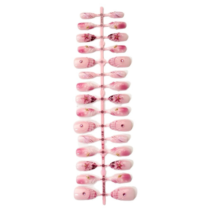 Künstlerisches Stiletto-Nail-Design Karnz