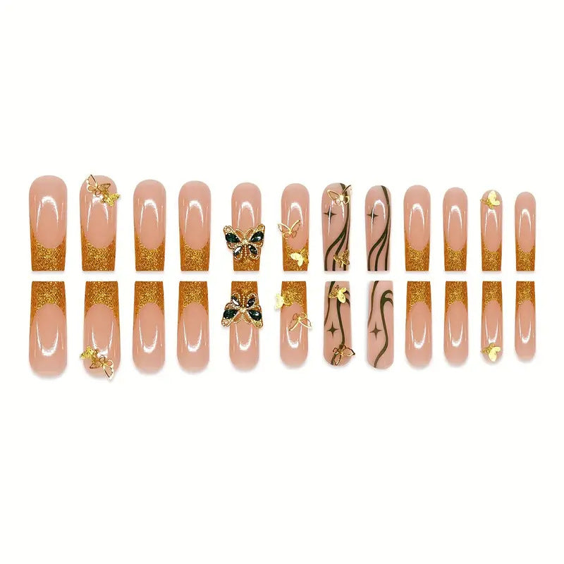 Dekorative Schmetterlings-Press-On-Nagelkunst Karnz